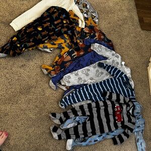 Assorted Baby Onesies 2t